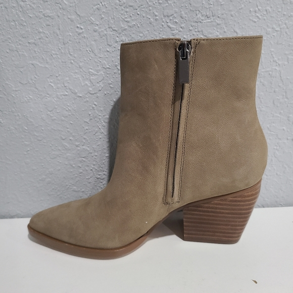 Enzo Angiolini Mabbin Block Heel Bootie - Picture 8 of 10